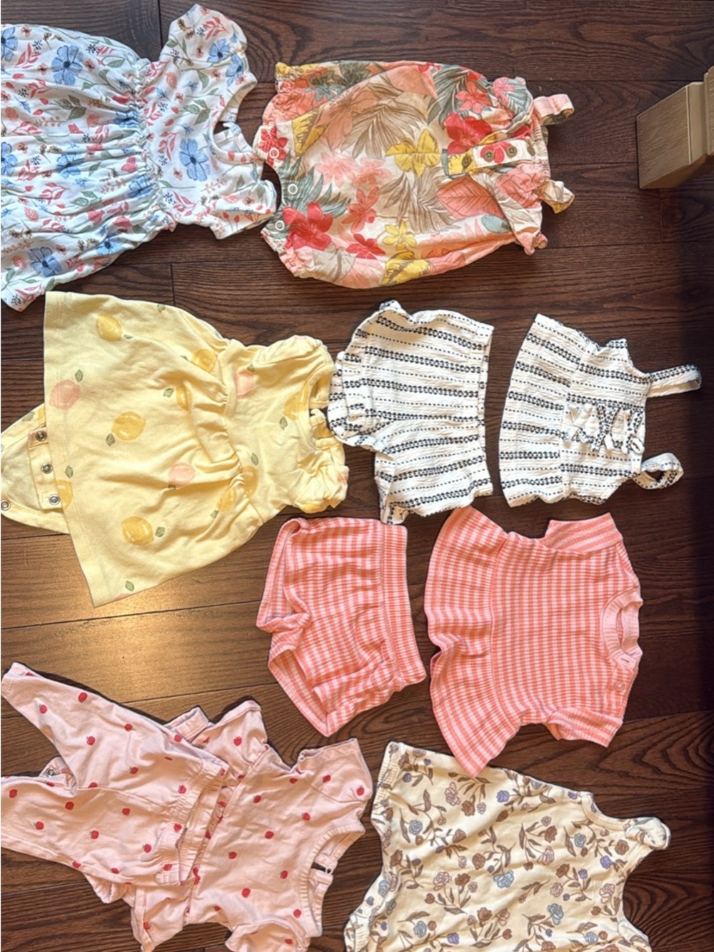 Carter's Girls' Assorted Pink, Yellow, White & Blue One-Piece Rompers - 7 Pack